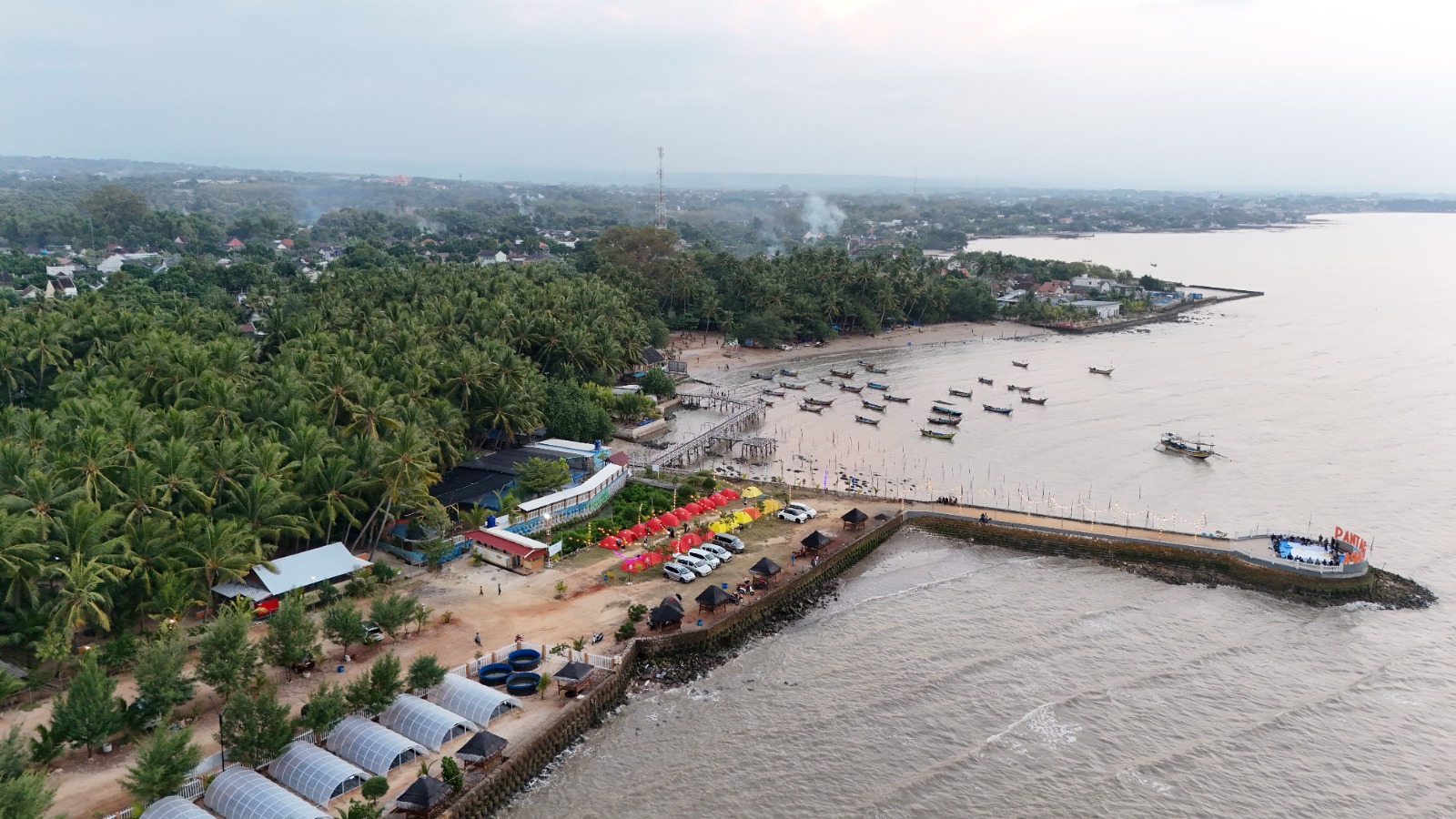 Pantai Kelapa Tuban